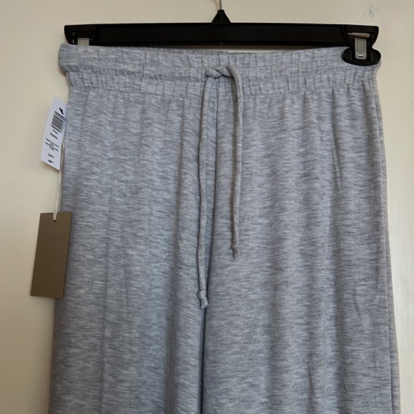 Wilfred Free - Pisces Sweat Pants NWT - Picture 6 of 7